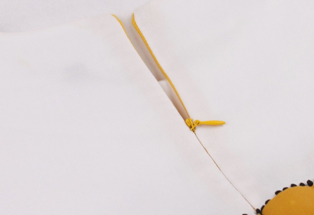 Grazioso Vestito Dal Design Vintage Giallo E Bianco