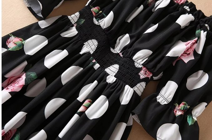 Abito Di Ispirazione Vintage