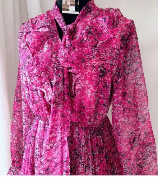 Abito Retrò In Pizzo Viola