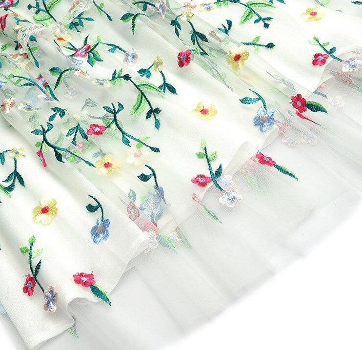 Abito Vintage Moderno Bianco