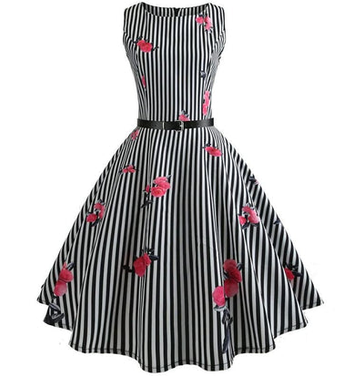 Abito Vintage A Righe Bianche E Nere